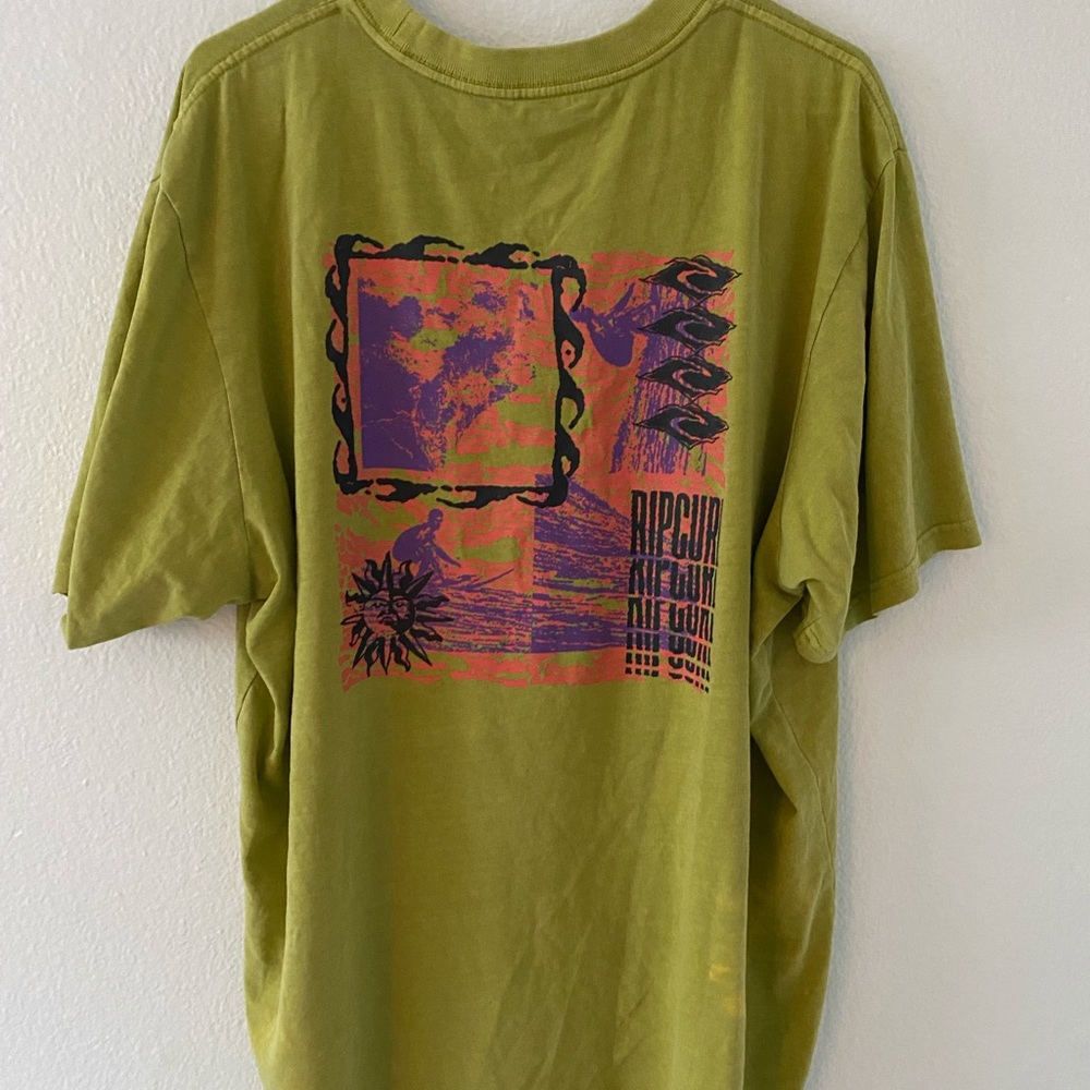 Ripcurl green oversized men’s tee